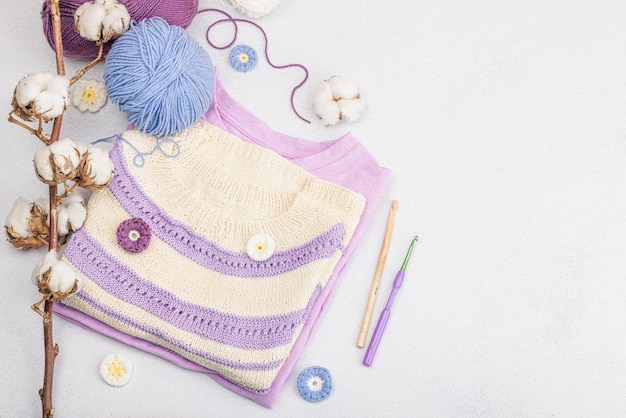 Przykładowe hafty na tkaninach